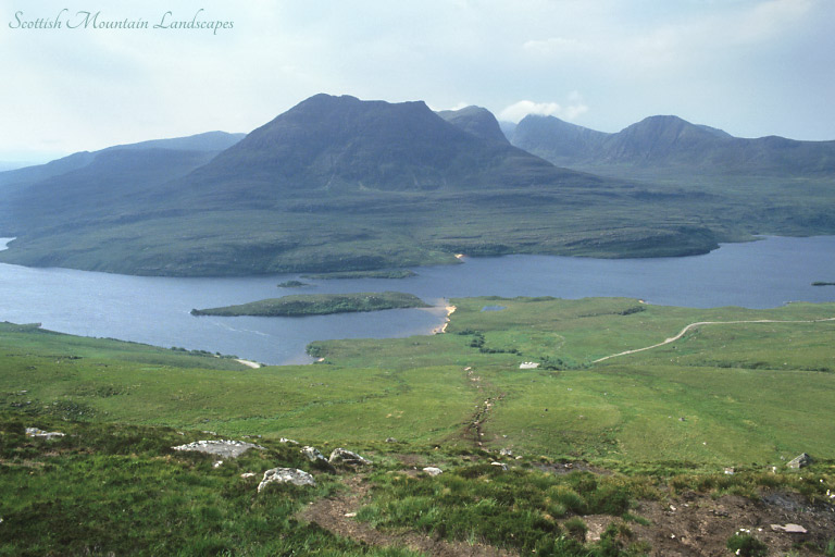 Loch Lurgainn and Sgòrr Tuath, from Stac Pollaidh. Loch Lurgainn and Sgòrr Tuath, from Stac Pollaidh.