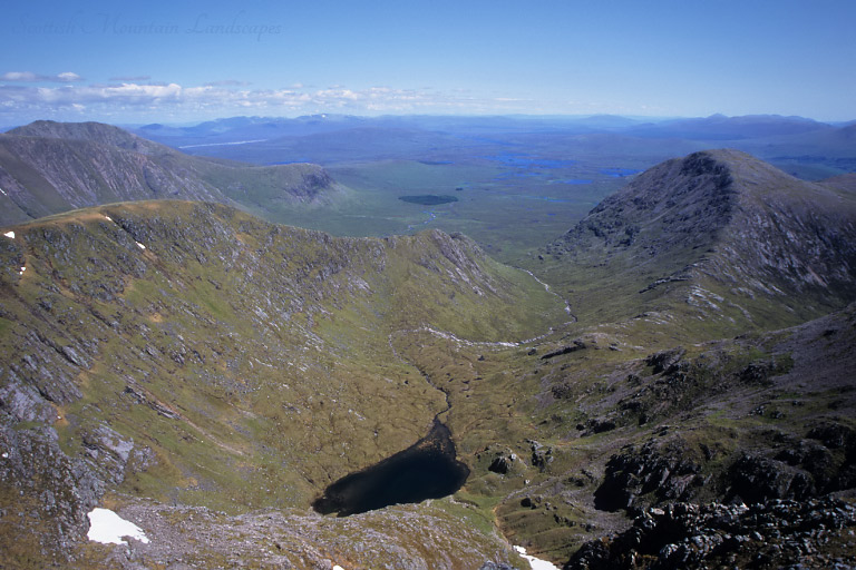 Sròn nan Giubhas, Meall Tionail, Clach Leathad and Stob a' Choire Odhair, from the summit of Stob Ghabhar. Sròn nan Giubhas, Meall Tionail, Clach Leathad and Stob a' Choire Odhair, from the summit of Stob Ghabhar.