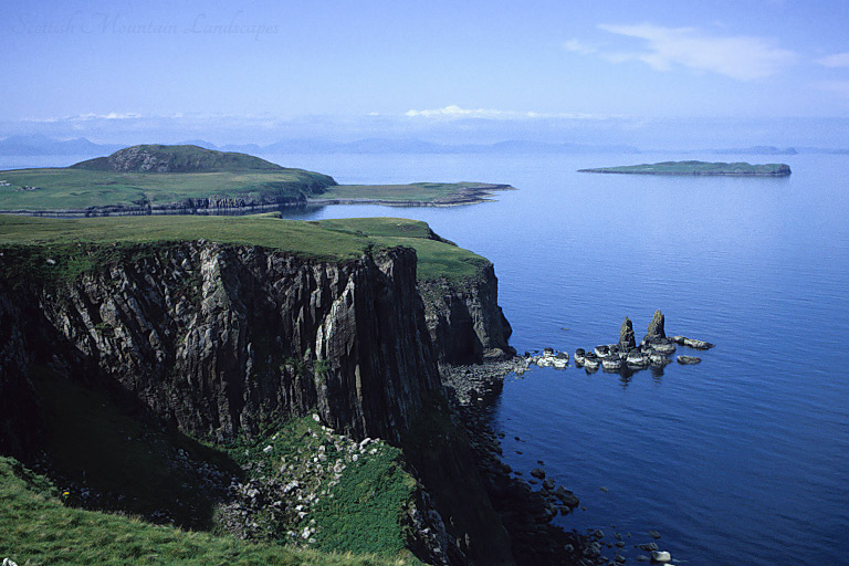 Stacan Gobhlach, from Bàgh nan Gunnaichean, Trotternish.