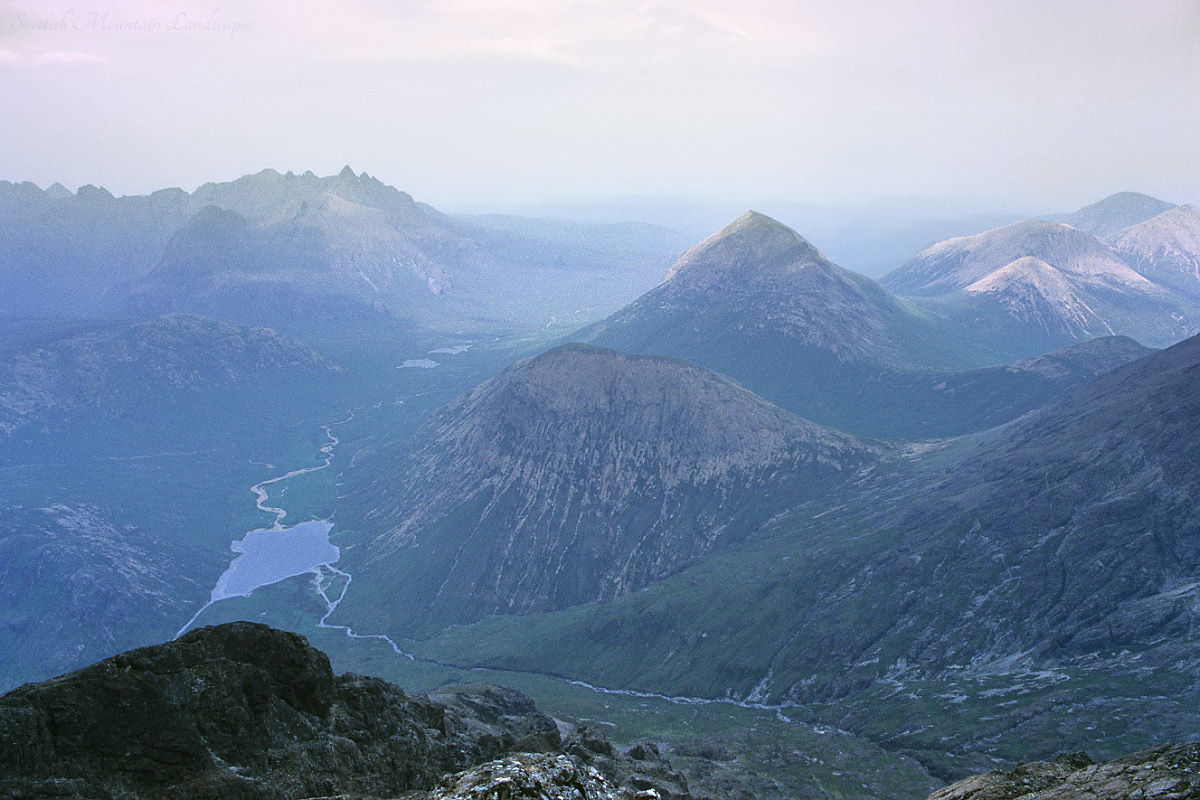 View north-west, from the summit of Blà Bheinn. View north-west, from the summit of Blà Bheinn.
