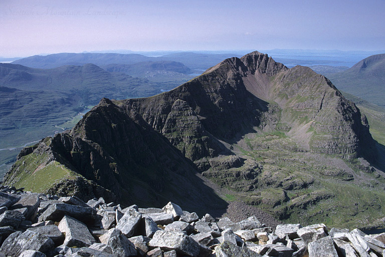 Liathach: looking west to Am Fasarinen and Mullach an Rathain.