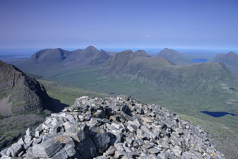 Beinn Alligin and Beinn Dearg, from Spidean a' Choire Lèith, Liathach.