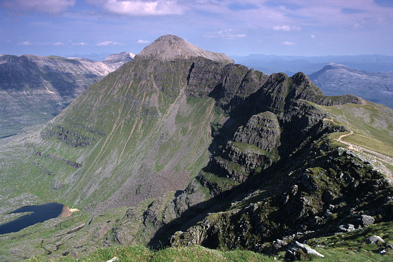 Liathach: looking east to Spidean a' Choire Lèith and Am Fasarinen.