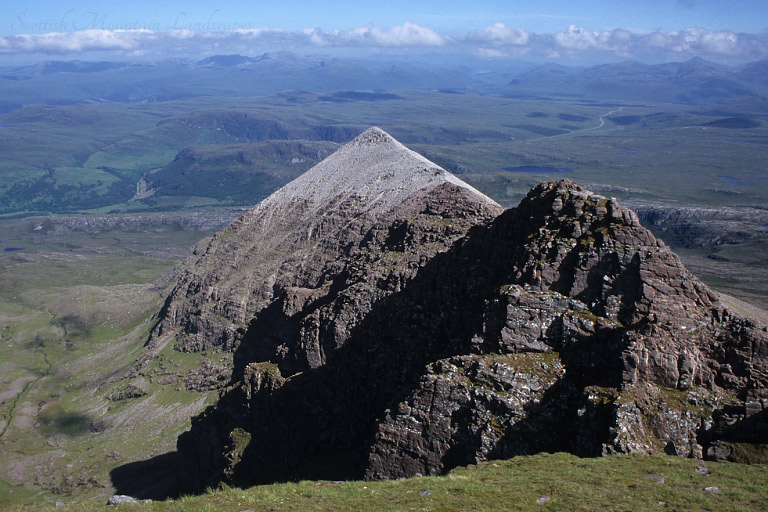 An Teallach: Ghlas Mheall Liath, from the summit of Bidein a' Ghlas Thuill.